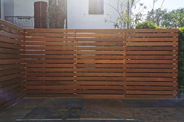 Realizzazione pavimentazioni e frangivista