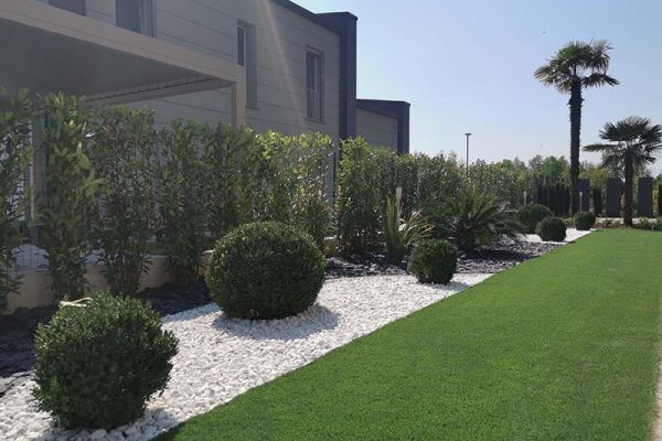 Giardini progetti realizzati da Sinflora garden center