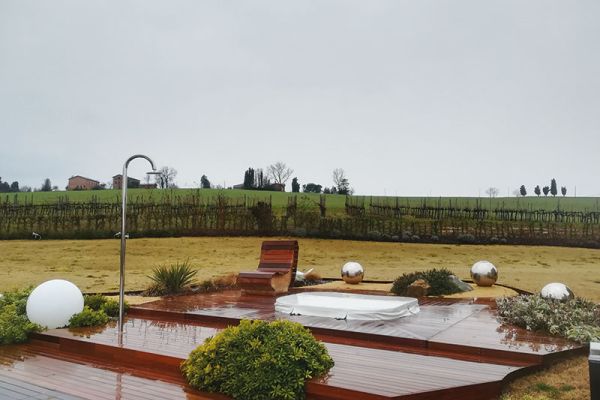 Realizzazione pavimentazioni e frangivista