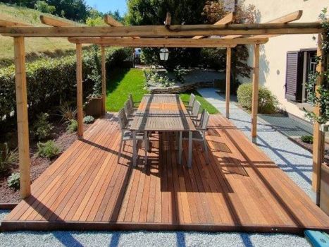 Realizzazione giardino con area living a bologna