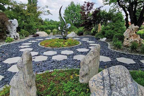 Realizzazione pavimentazioni e frangivista