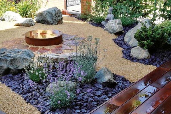 Realizzazione pavimentazioni e frangivista